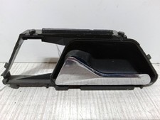 INNERER GRIFF VORNE LINKS / 22103 F&Uuml;R MERCEDES-BENZ 124 SEDAN W124 200 E 124.