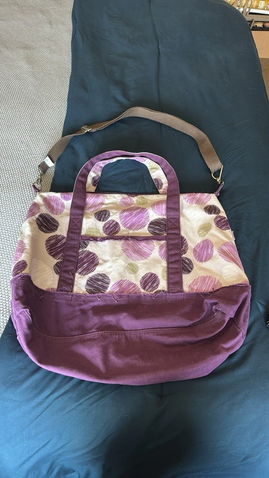 Тридцать один Metro ретро Weekender XL путешествий Duffel фиолетовый Mod Dot снят с производства - Изображение 4 из 4