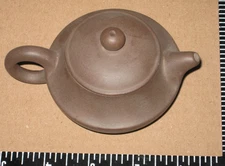 Chinese Yixing Zisha Clay Exquisite Mini Teapot Collectible Hand-Made 4.5"L 3"W