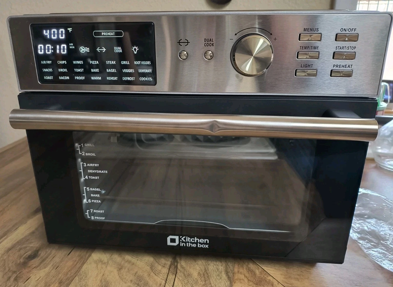 Kitchen in the box 32QT Extra Large Air Fryer Toaster Oven Combo 1800W Silver.
Opens in a new window