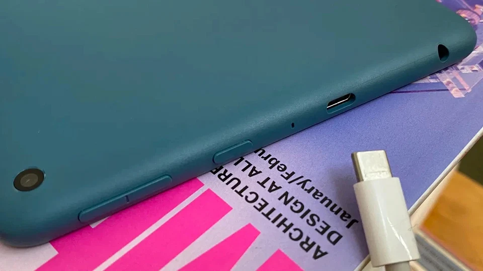 Tablet Amazon Fire HD 8" 16 GB 1GB RAM preto tablet WIFI - Imagem 2 de 4