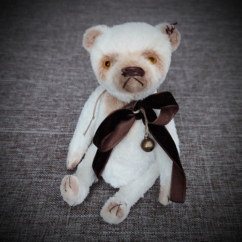Ooak teddy bear vintage style, stuffed animal. White teddy bear