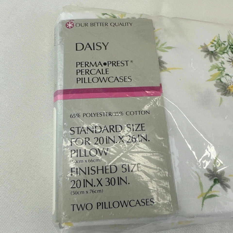 VINTAGE SEARS ROEBUCK SWEET DAISIES YELLOW GREEN FLORAL 2 STANDARD PILLOWCASES - Image 4 of 4