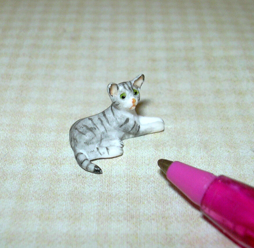 Miniature Teeny Tiny Laying Resin for Grey 若者の大愛商品 Striped DOLLH 贈る結婚祝い Kitten