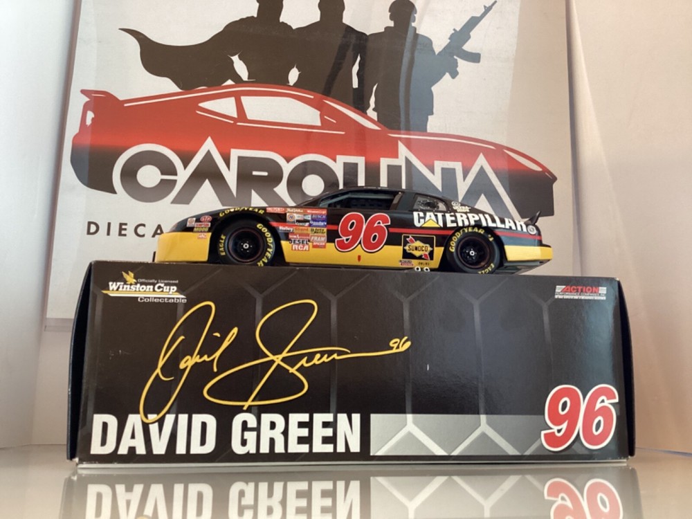 1:24 DIECAST NASCAR CDF #3084