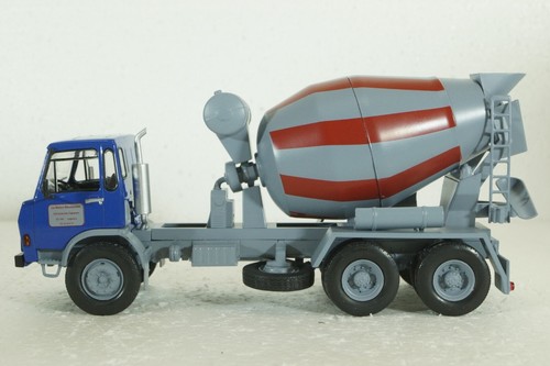 Berliet GRH 230 Cement mixer year 1976 blue / grey, Hachette 1:43 - Picture 3 of 10