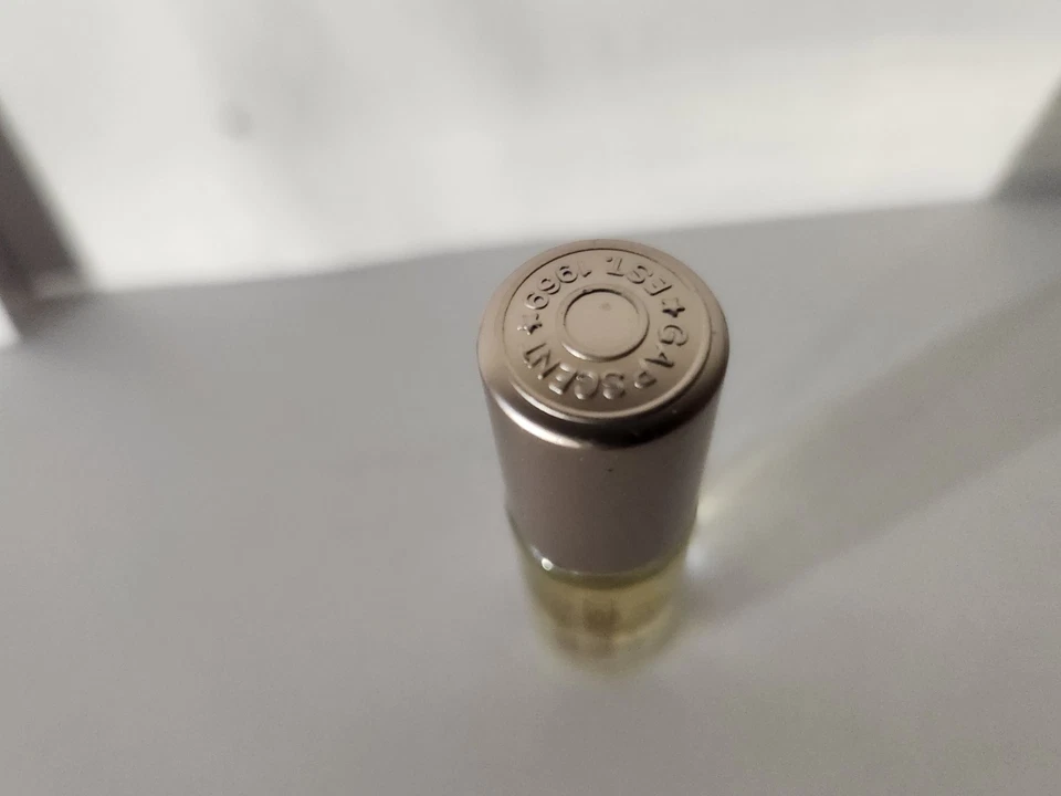 GAP Smooth Sandalwood Perfume Oil 0.1oz DISCONTINUED! RARE! NEW & UNUSED - Image 3 of 4