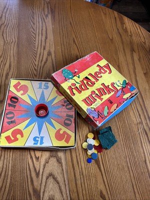 VINTAGE Milton Bradley Tiddledy Winks Board Game 1950 s
