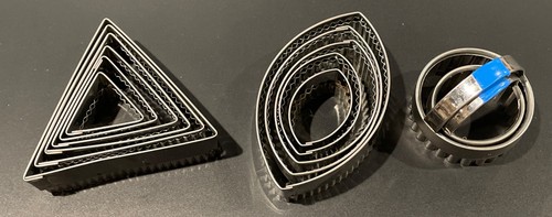 Fluted Scalloped Edge Aluminum Cookie Cutters Triangle Leaves Round - Picture 1 of 2