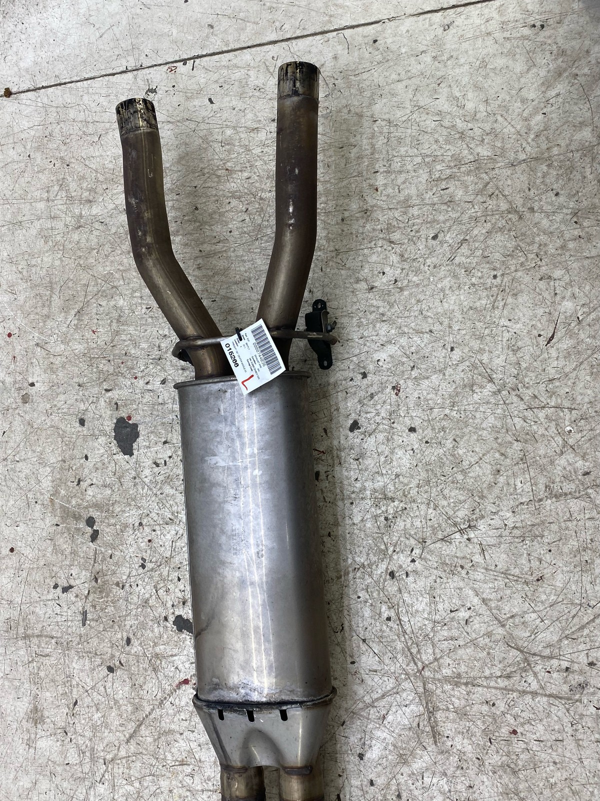 2010-2020 BENTLEY MULSANNE CENTER MIDDLE EXHAUST MUFFLER PIPE SYSTEM 3Y0253200