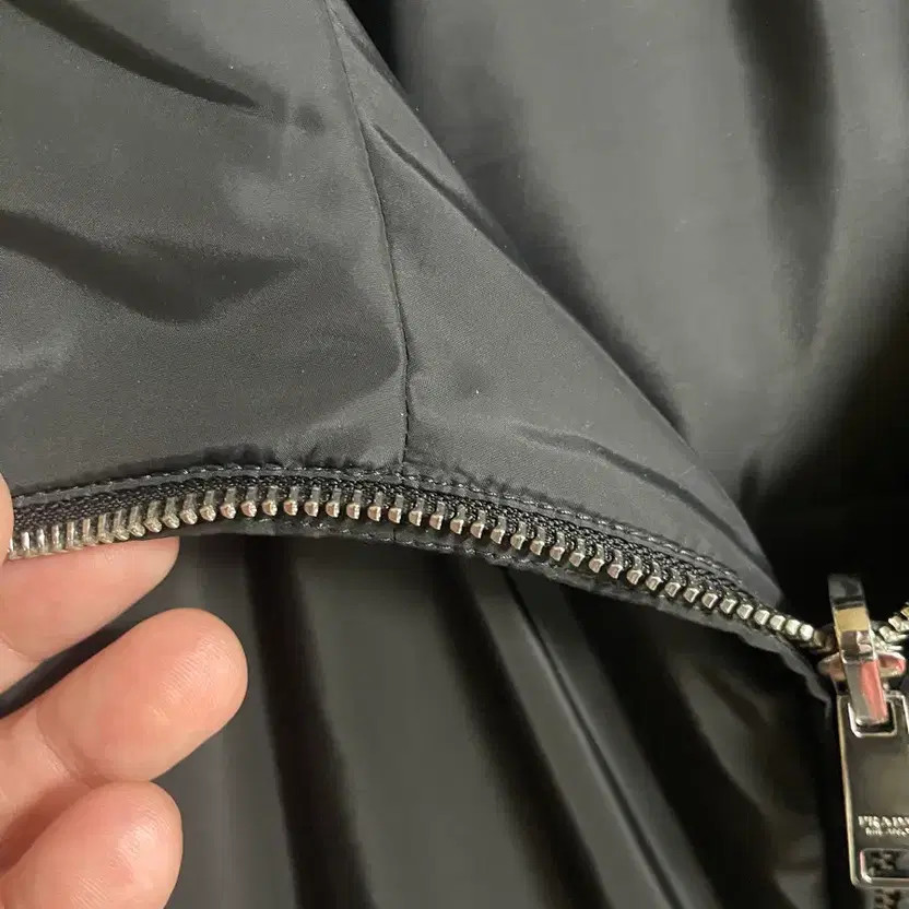 Prada Reversible Hooded Windbreaker Jacket Men’s Size M