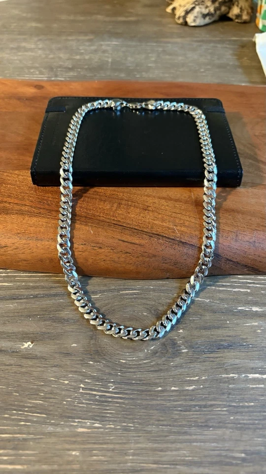 20” Heavy 925 Sterling Silver Cuban Link Chain – 8mm – 60g – Rhodium Finish - Image 2 of 4