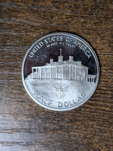 1982-S Proof George Washington 90% Silver Commemorative Half Dollar - Picture 2 of 2
