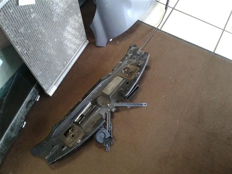 Soporte de núcleo de radiador compatible con 08-11 SAAB 9-3 312162 Foto 2 de 4