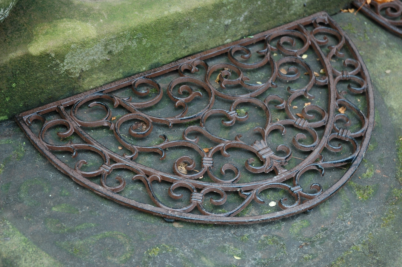 SINDBAD Halbrunde Kokosmatte 40x60cm - Rutschfeste Schmutzfangmatte Mit Gummirücken - Für Innen & Außen