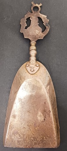Vintage Mini Fireplace Ash Shovel Charles Dickens Peerage England 10" - Picture 7 of 11