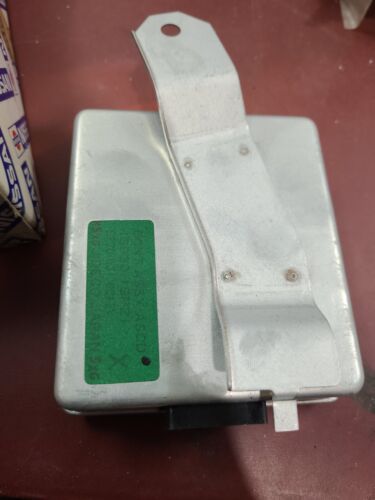 Nissan 300zx Z31 Cruise Control Ecu O6 - Picture 2 of 3