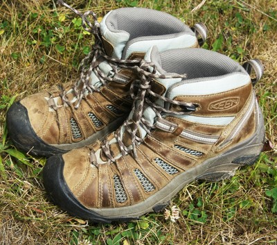 keen targhee mid womens