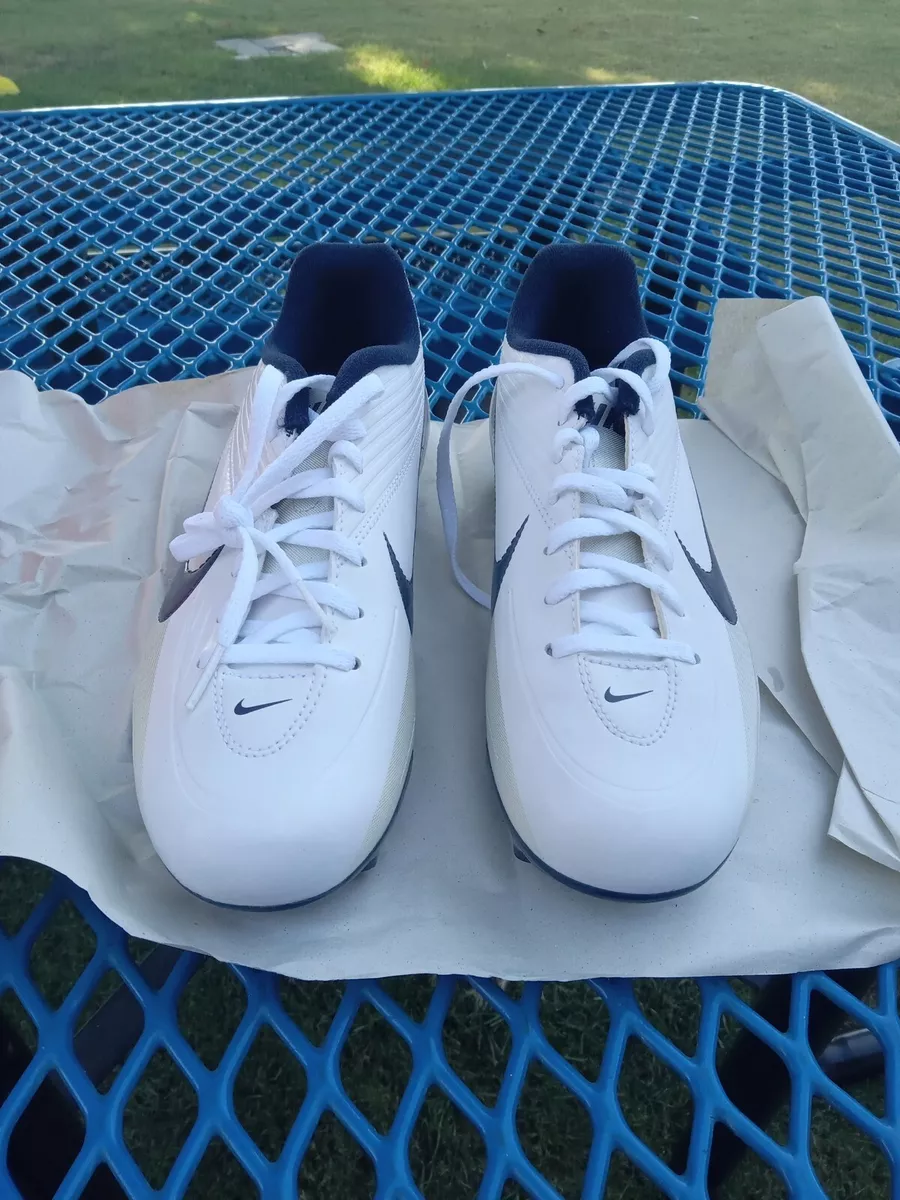 Soccer cleats hot sale 8.5