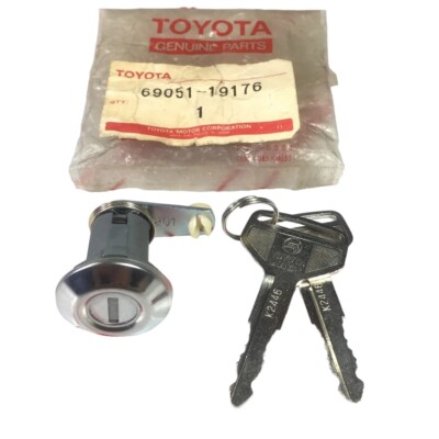 Genuine For Toyota Land Cruiser BJ60 FJ60 HJ60 Cylinder & Key Set