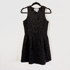 BB Dakota Grey & Black Brocade Sleeveless Fit & Flare Mini Dress Size Medium