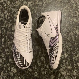 Nike Mercurial Vapor 13 Mds Indoor Soccer Shoes White Black Cj1300 110 Men S 11 Ebay
