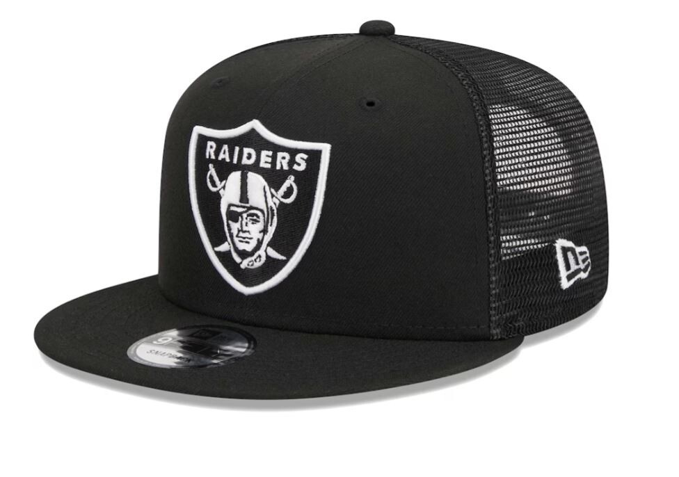 New Era Las Vegas Raiders Black Main Mesh Trucker 9FIFTY Snapback Hat