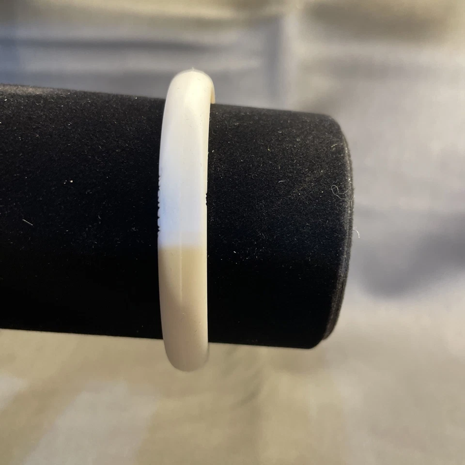 Reloj deportivo digital para mujer Breo Sports correa blanca Foto 3 de 4