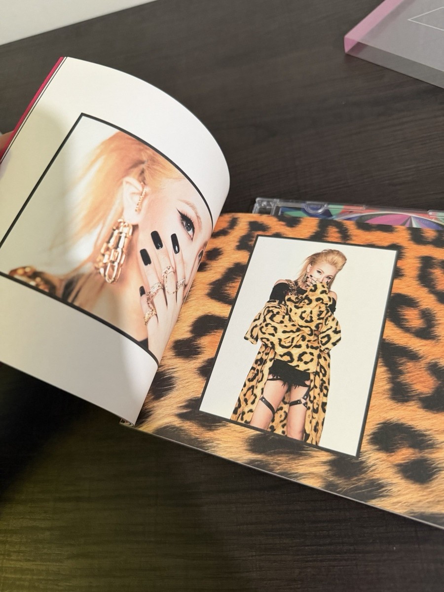 【輸入版】2NE1 CRUSH CD ボム トレカ付き 2NE1 CRUSH Black ver. 2nd Album CD Bom Dara CL Minzy Sealed Kpop