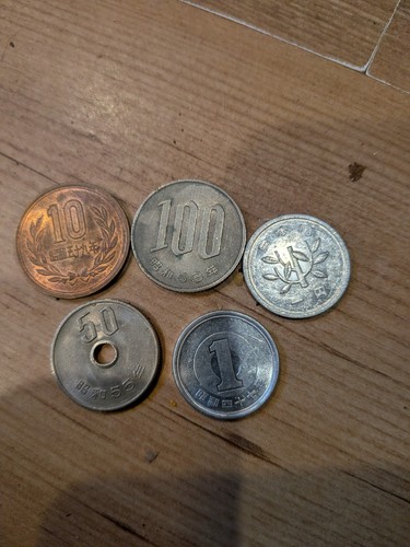 Lotto Monete Paesi Asiatici Lotto Misto Giappone Cina Corea ?  ! - Foto 2 di 2