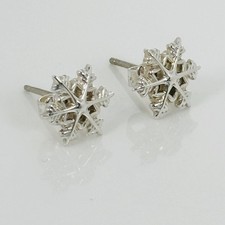 RARE Tiffany Mini Snowflake Stud Earrings in ...