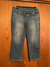 Simply Vera Vera Wang Jeans Medium Wash Denim Straight Leg Women  s Size 16