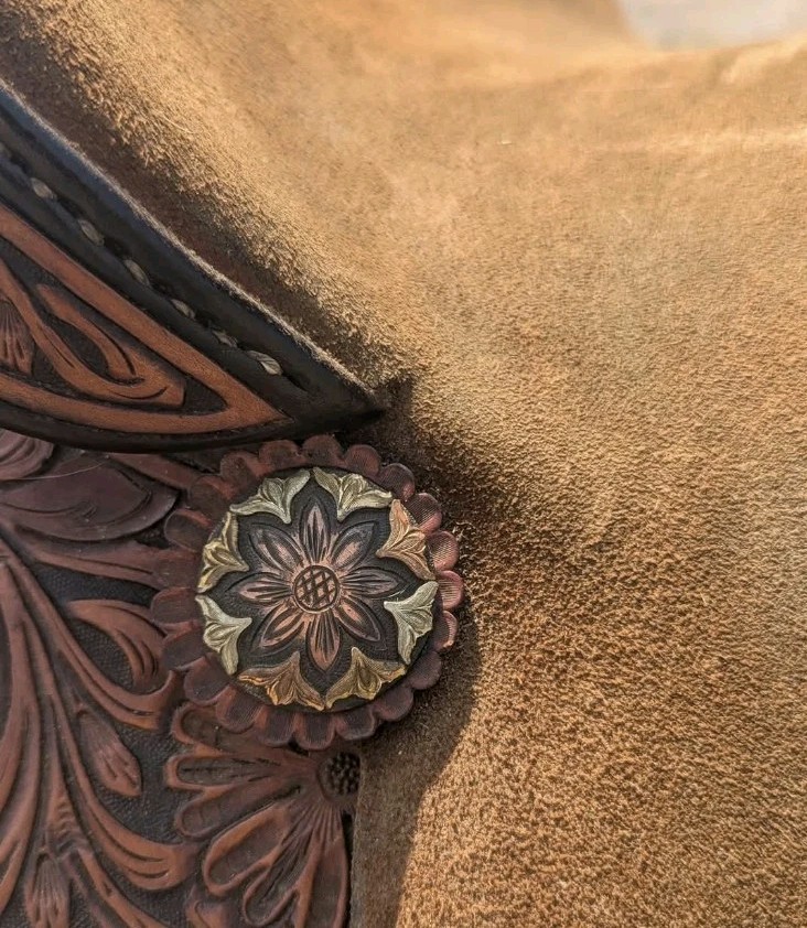 Jeff Smith 13" Gorgeous  tooled Barrel Saddle like  new