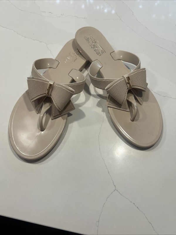 ferragamo shoes women 8