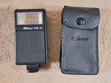 Vintage Nikon Speedlight SB-E Flash With Original Ss-10 Nikon Case TESTED