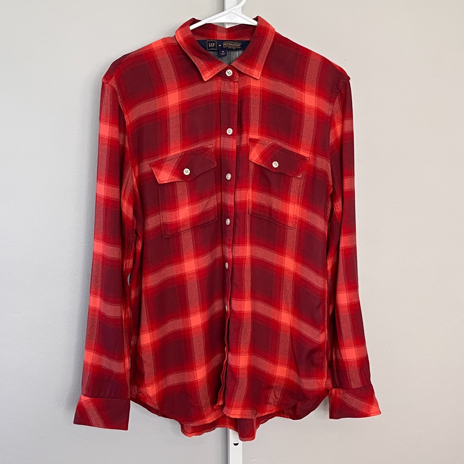 GAP + Pendleton Boyfriend Flannel Button Down Shi… - image 2