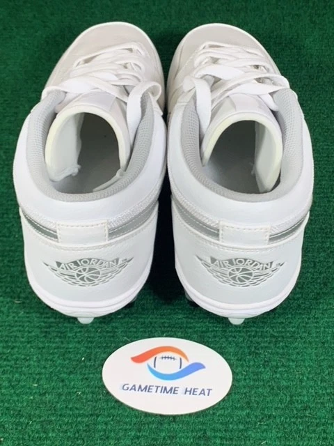 Nuevos botines de fútbol OG Strike Nike Jordan Retro 1 Low TD blancos plateados 9,5 AV5292 Foto 3 de 4