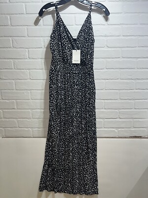 NWT! Muse Petite Spaghetti Strap V Neck Dress White Black Print sz SMALL Petite