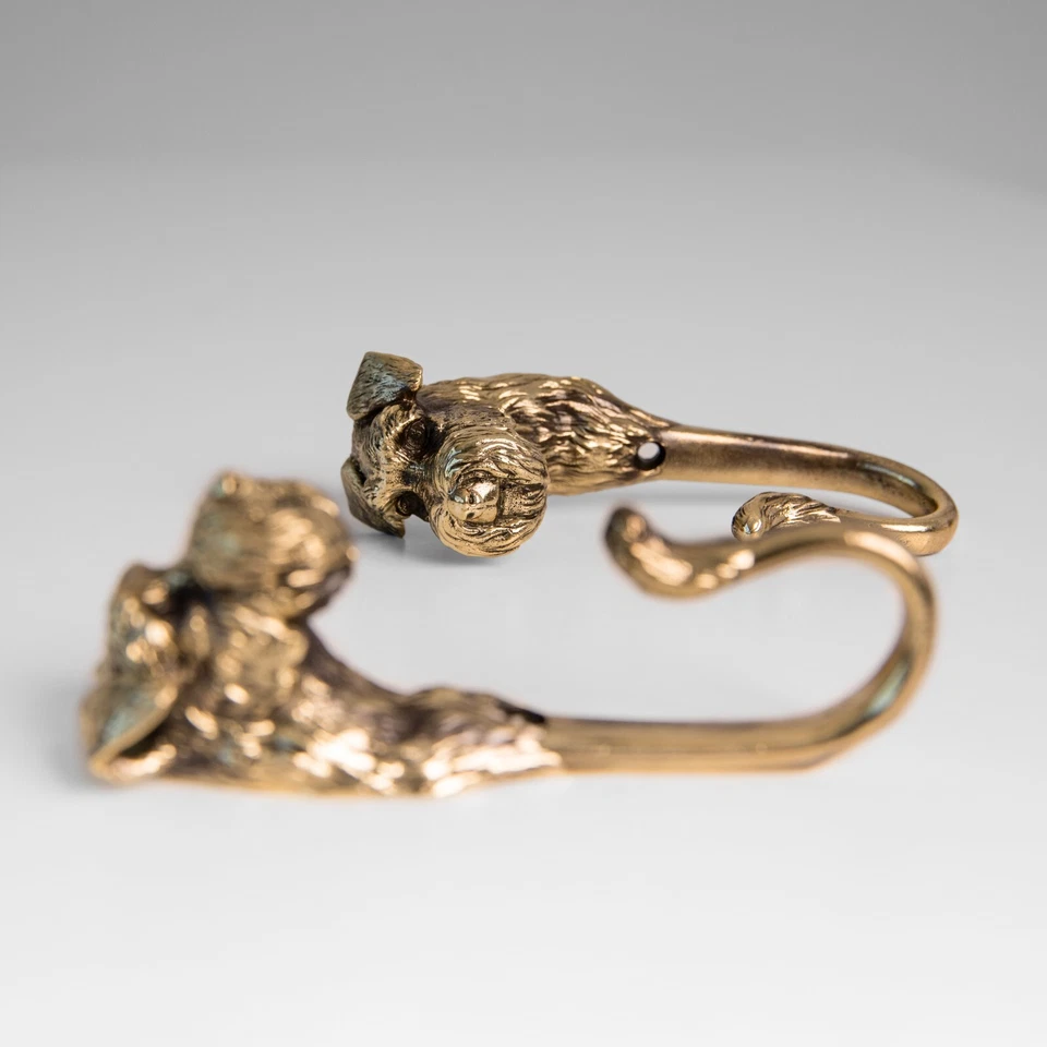 Schnauzer miniatura, gancho de pared de latón. Para ropa, toallas, sombreros, mochilas Foto 3 de 4