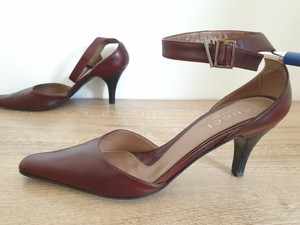 brown pointed heels