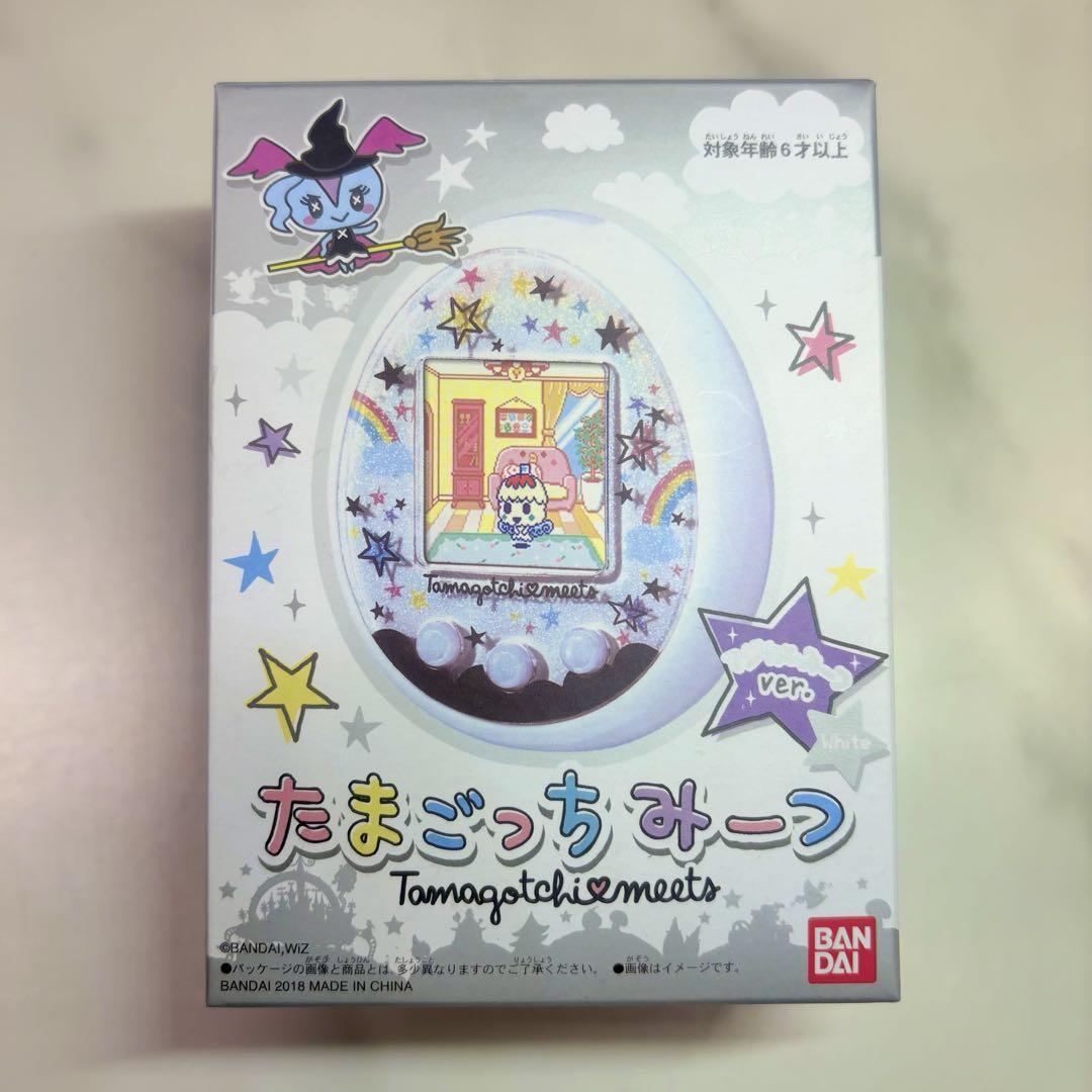 d*3様 BANDAI Tamagotchi meets ホワイト 花柄 Tamagotchi meets Magical Meets Ver Limited White Bandai