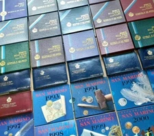 San Marino - Serie Divisionali Annuali in Lire - dal 1972 al 2001