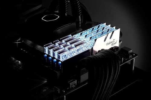 G.SKILL Trident Z Royal Series (Intel XMP) DDR4 RAM 32GB, 2x16GB 3200MT/s (USED) - Picture 5 of 8