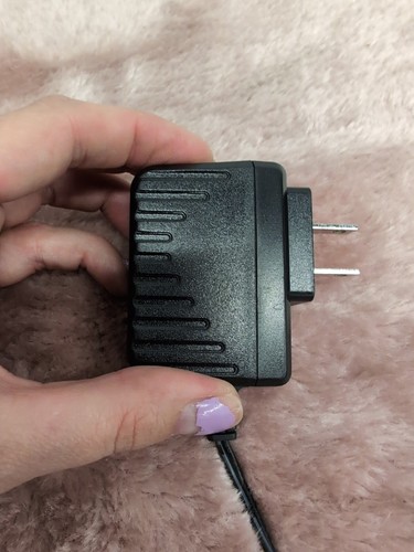 NEW, JUKE JK050200-S04USA Power Supply AC Adapter, 5V 2000mA Charger - Picture 5 of 6
