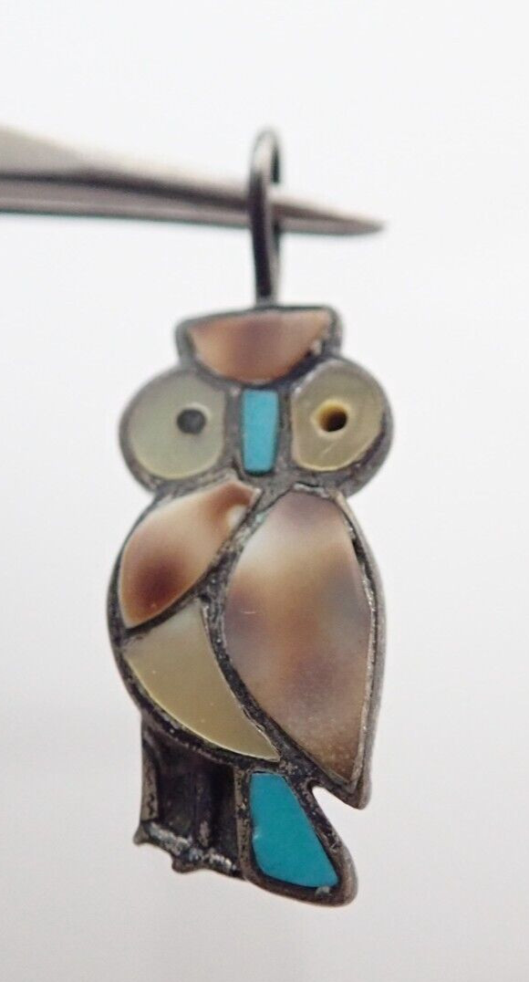 Vintage ZUNI Owl Turquoise Inlay Sterling Silver Neck… Gem