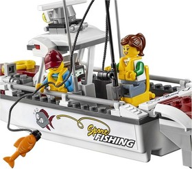 LEGO CITY: Fishing Boat (60147)