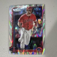 Topps 2025 Topps Chrome Mike Trout Wave Parallel #100 Los Angeles Angels