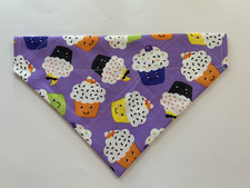 Over Collar Slide On Pet Dog Cat Bandana Scarf S/M HALLOWEEN CUPCAKES - New