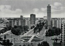 AK Mailand Milano - Piazzale della Repubblica - Torre Breda Hochhaus - 1957 - Fo