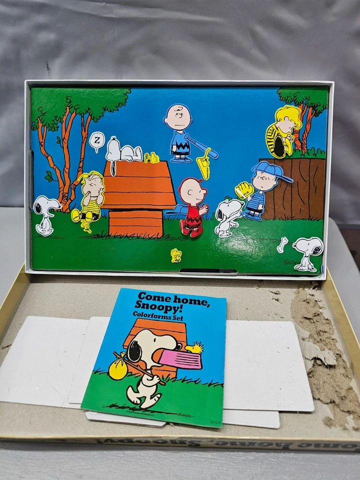 Vintage 1972 “Come Home, Snoopy!” Colorforms Set Peanuts Charles Schulz - Image 2 of 4